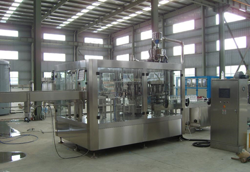 礦泉水灌裝機(jī)